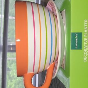 Coffee mug flower pot